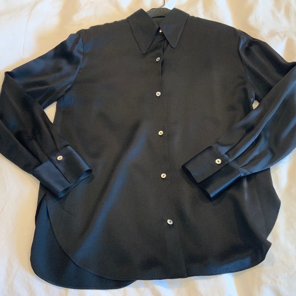 VINCE EUC silk blouse, black, perfection! Size small